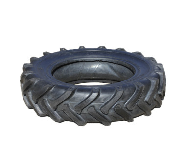 Покрышка с камерой 12.4*24 "елочка" 35,00 кг