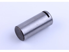 Вал шестерни планетарного редуктора L-41 мм диаметр 18 мм DongFeng 240/244