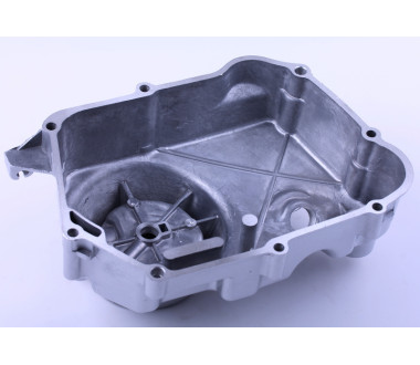 Кришка двигуна права - Дельта/Альфа