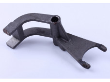 Вилка перемикання шестерні підвищуючої/знижувальної передачі - КПП/6