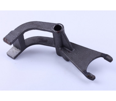 Вилка перемикання шестерні підвищуючої/знижувальної передачі - КПП/6