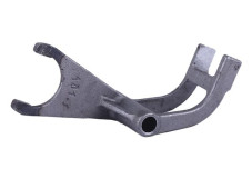 Вилка перемикання шестерні підвищуючої/знижувальної передачі - КПП/6 YBX