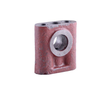 Стійка осі коромисел задня (з отвором) KM385BT