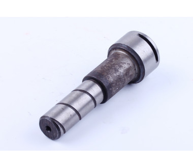 Вал шестерні заднього ходу L-114 мм Xingtai 120/220