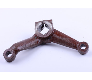 Важіль поворотного кулака лівого Jinma 200/204/240/244