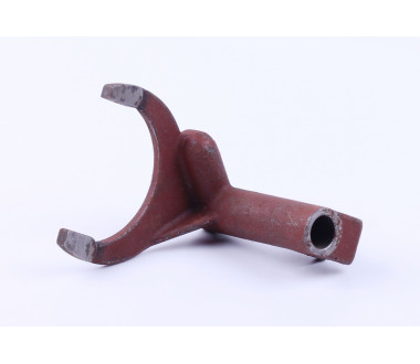 Вилка перемикання передач середня КПП DongFeng 354/404