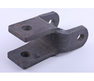 Тяга причіпного пристрою нижня DongFeng 240/244