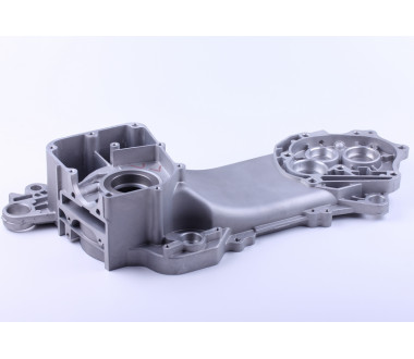 Картер лівий (довга нога) – 50CC4T