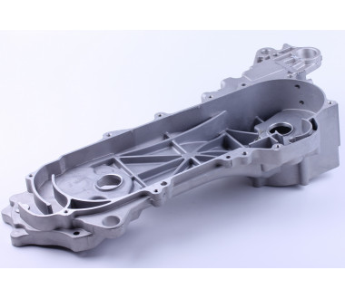 Картер лівий (довга нога) – 50CC4T