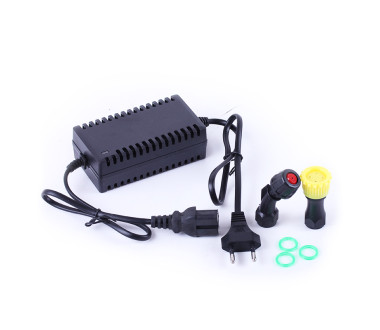 Обприскувач акумуляторний ZX-18E-10 (18л.) TATA