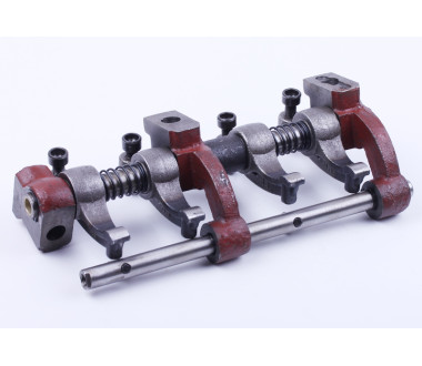 Вісь коромисел у зборі TY295 Xingtai 220/224