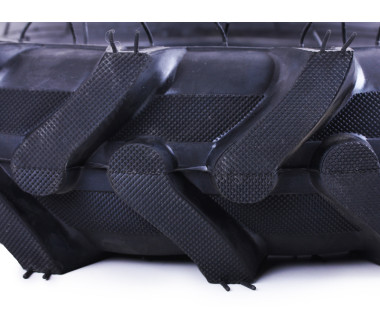 Покришка з камерою 6.00*12 "ялинка" (6 шарів) 8,7 кг TTG