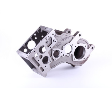 Корпус КПП (крепление к полураме - 2 болта) - КПП/6