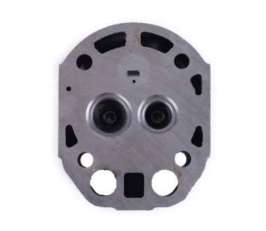 Головка цилиндра голая (нового образца) - 175N