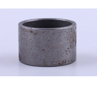 Втулка розпірна передня проміжного валу L-29 мм діаметр 38/45 мм DongFeng 240/244